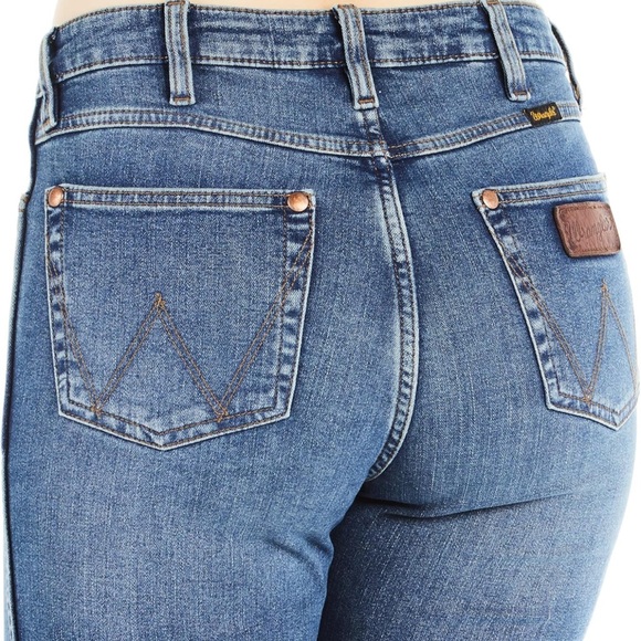 NWOT Wrangler Retro High Rise Bailey Bootcut Trouser Jeans Dark Wash 26x32 - Picture 4 of 11